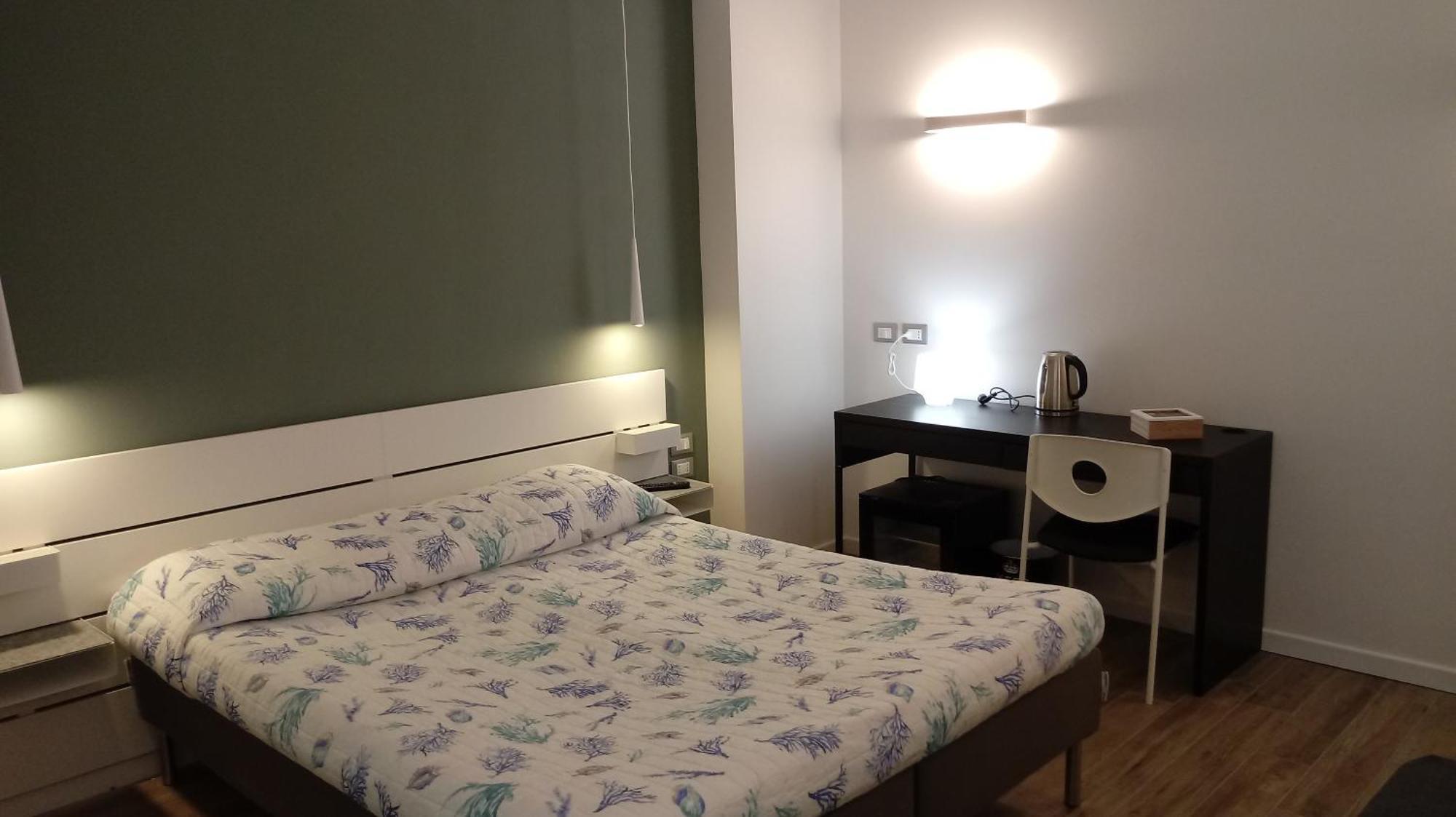 Travel House Hotel La Spezia Buitenkant foto