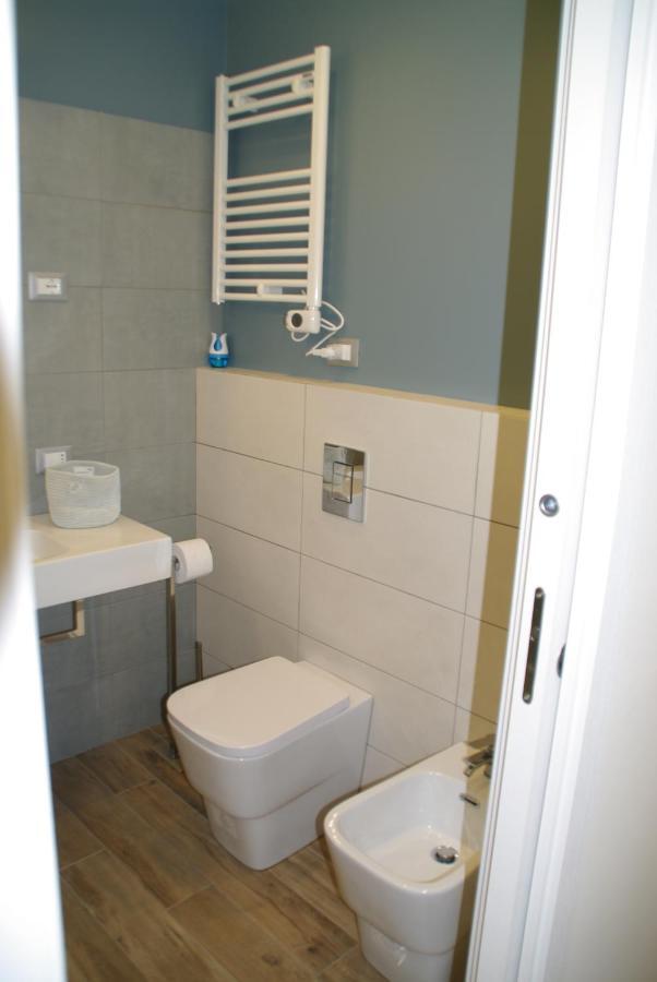 Travel House Hotel La Spezia Buitenkant foto